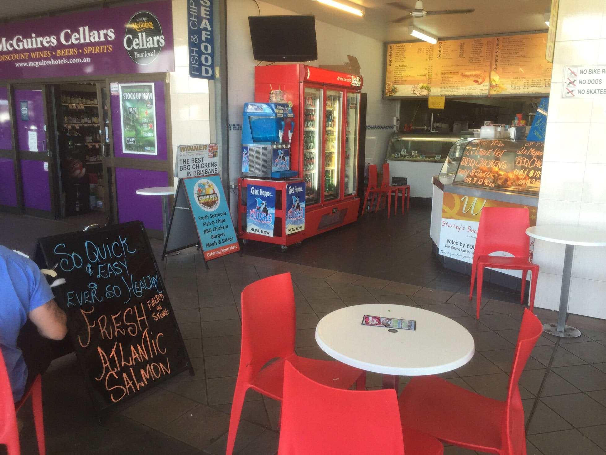 Sushia - Brisbane CBD Logo and Images