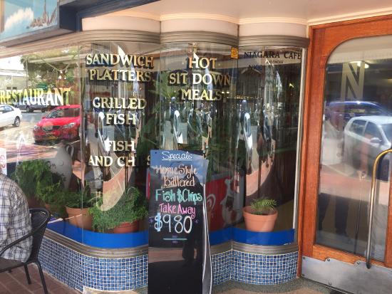 Niagara Cafe Logo and Images