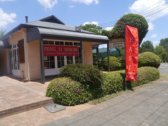 Feast at Berrima Logo and Images