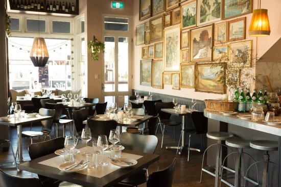 The Italian Diner Logo and Images