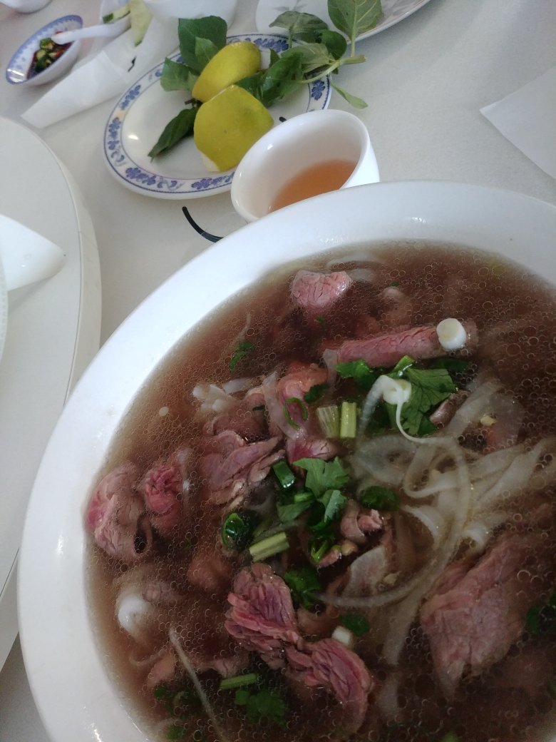 Hu Tieu Thanh Liem Logo and Images