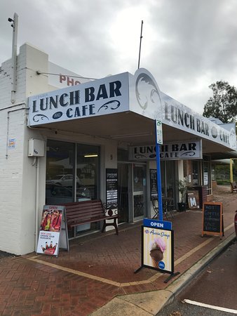 Pinjarra Lunchbar & Cafe Logo and Images