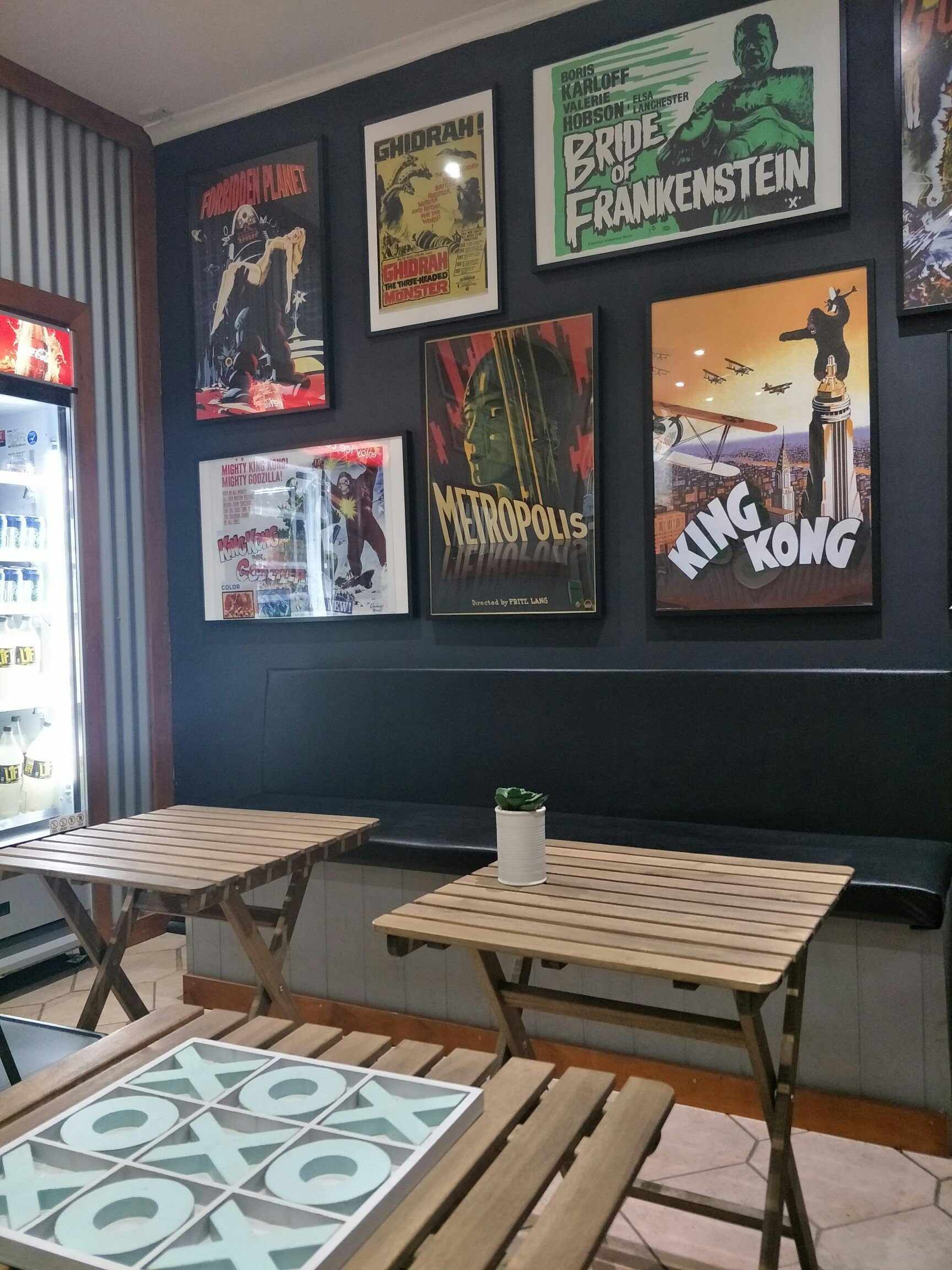 Gorilla Pizza Logo and Images