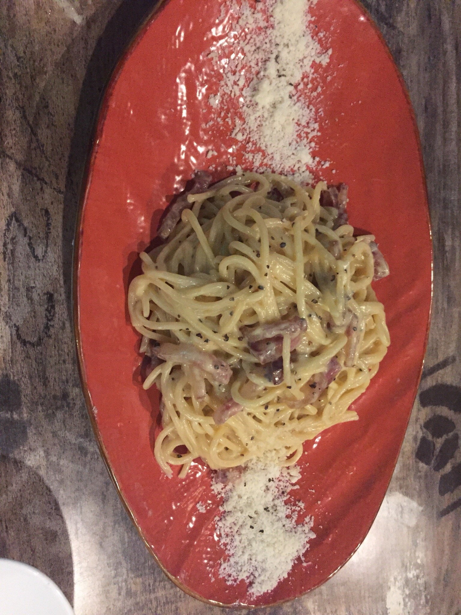 Gianni's Kitchen Logo and Images