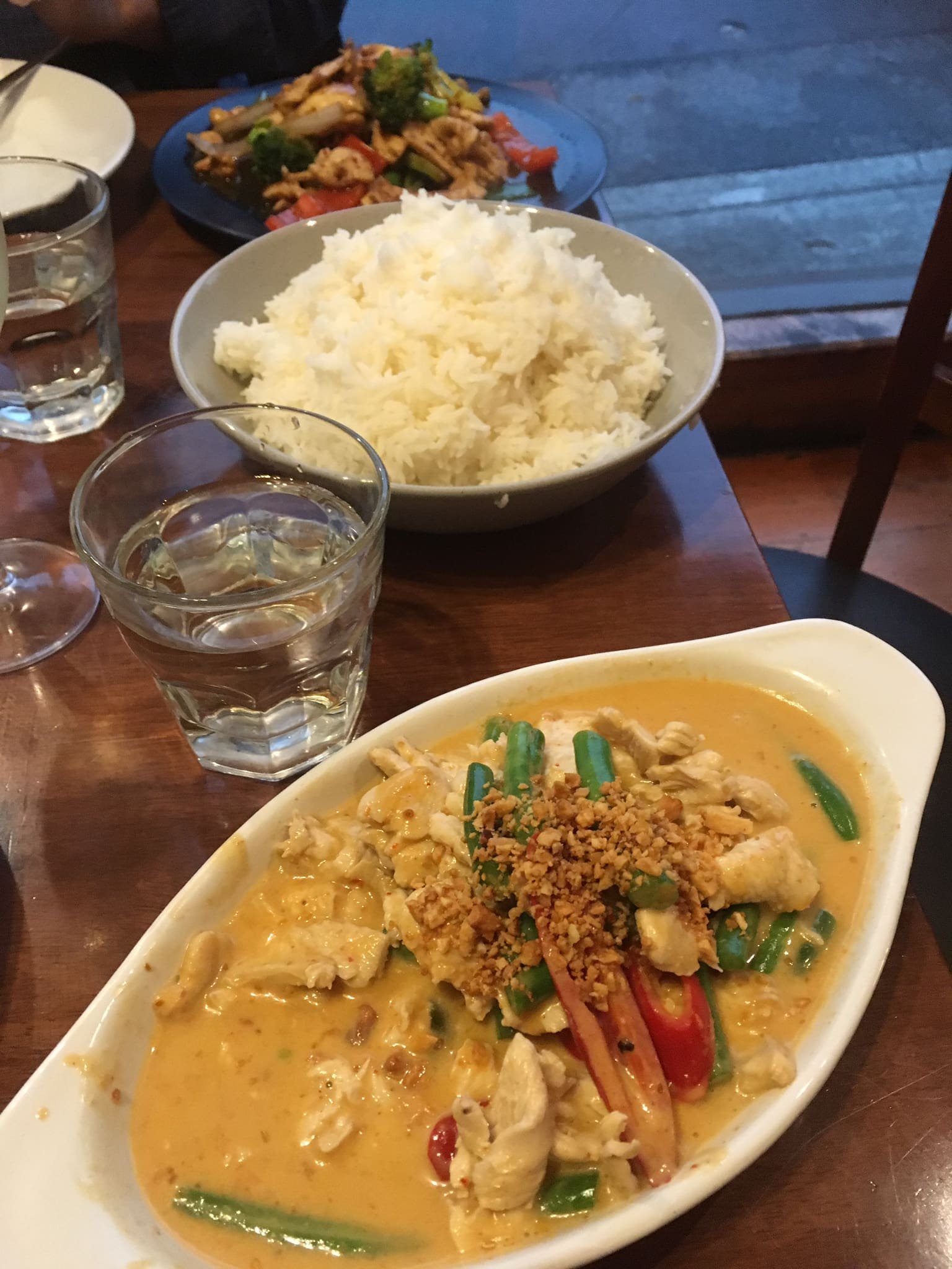Temple Thai Milton Logo and Images