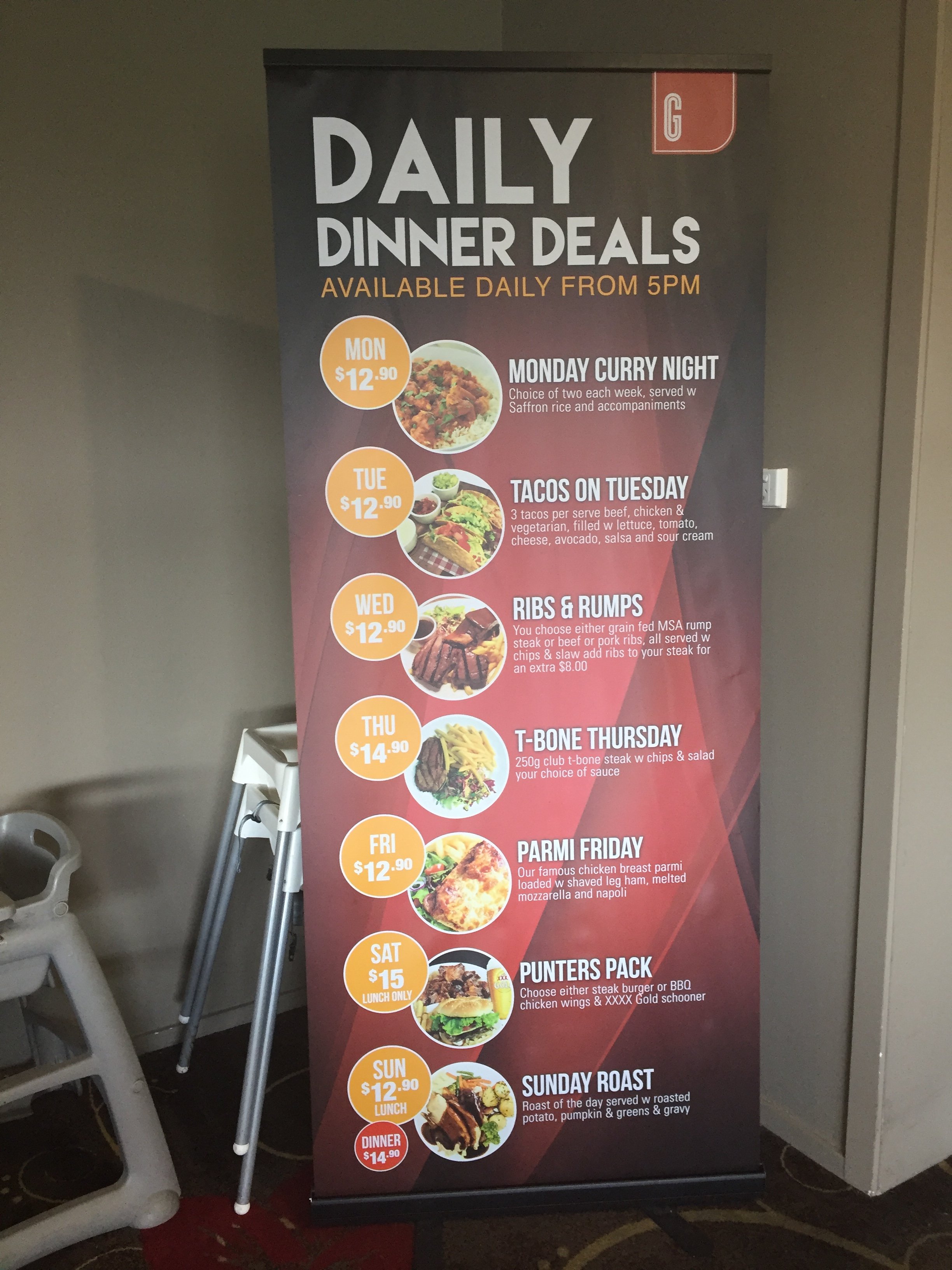 Gallopers Sports Club Restaurant Logo and Images