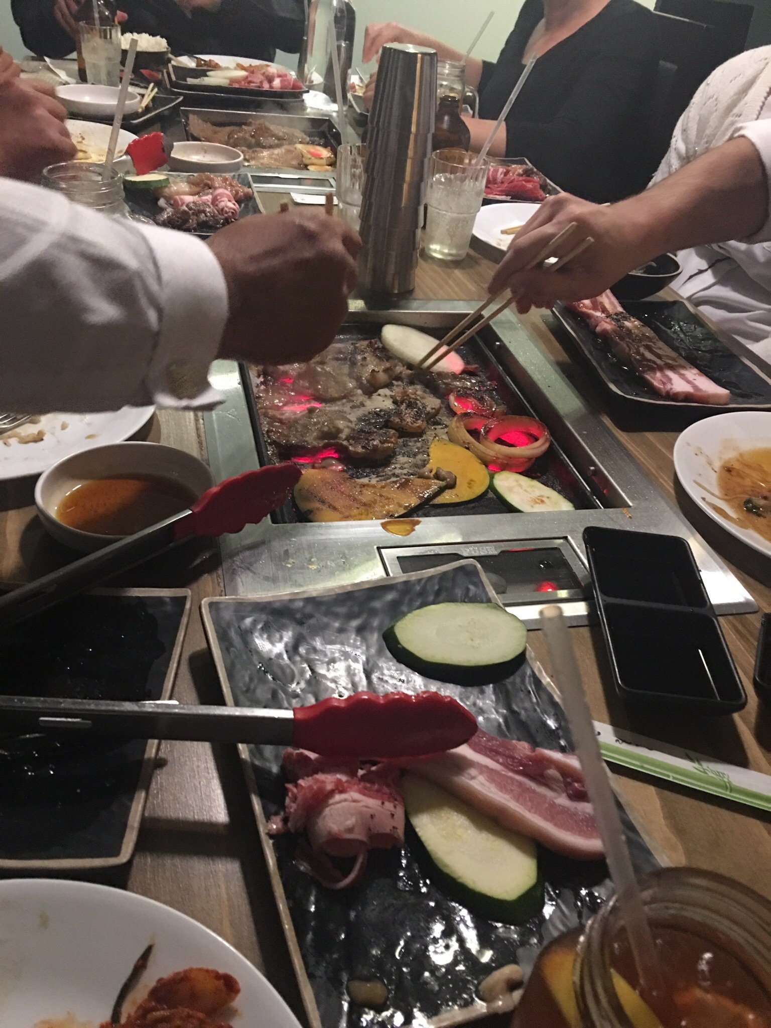 Hanwoori Restaurant Logo and Images
