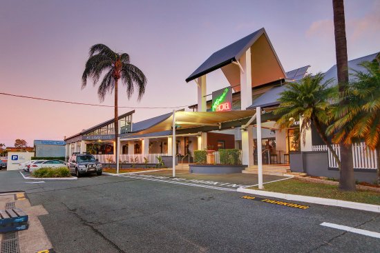 Mt Gravatt Hotel Logo and Images