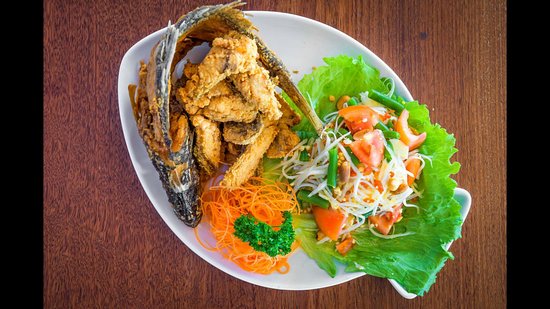 Pinto Thai Eatery Logo and Images