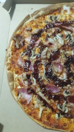 Soul Pizza Logo and Images