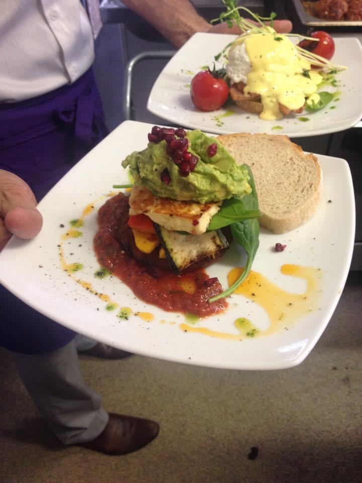 Willow Tree Cafe on Latrobe Logo and Images
