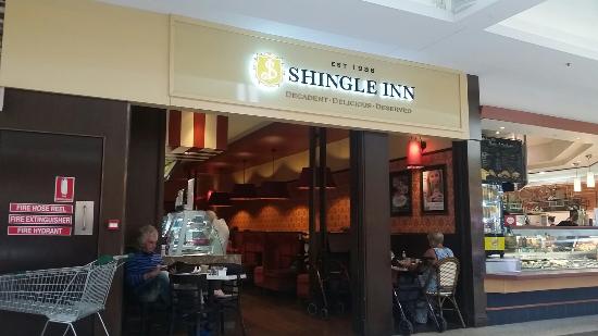 Shingle Inn Brookside Logo and Images