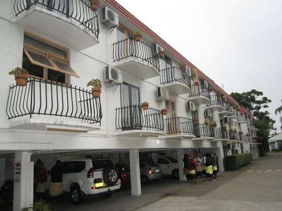 Airport Hacienda Motel Logo and Images