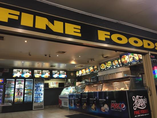 Harry's Fine Foods Logo and Images