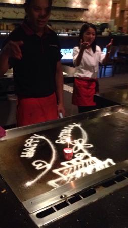 Hanazono Teppanyaki Logo and Images
