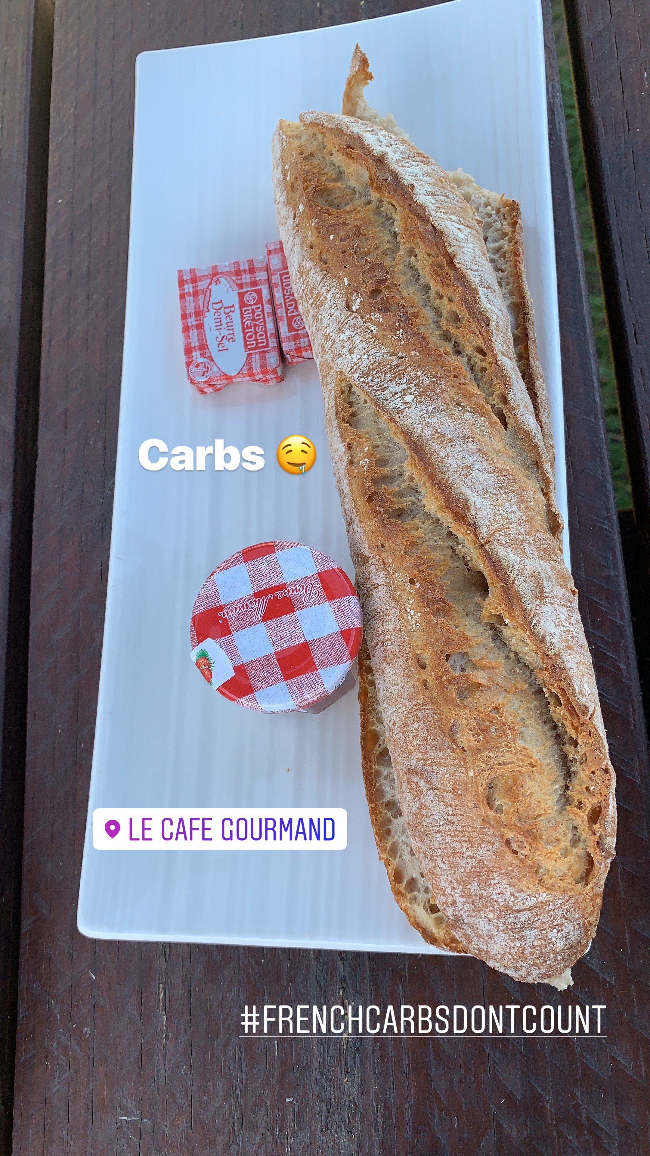 Le Cafe Gourmand Logo and Images