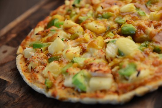 Maries Pizza Mudgeeraba Logo and Images