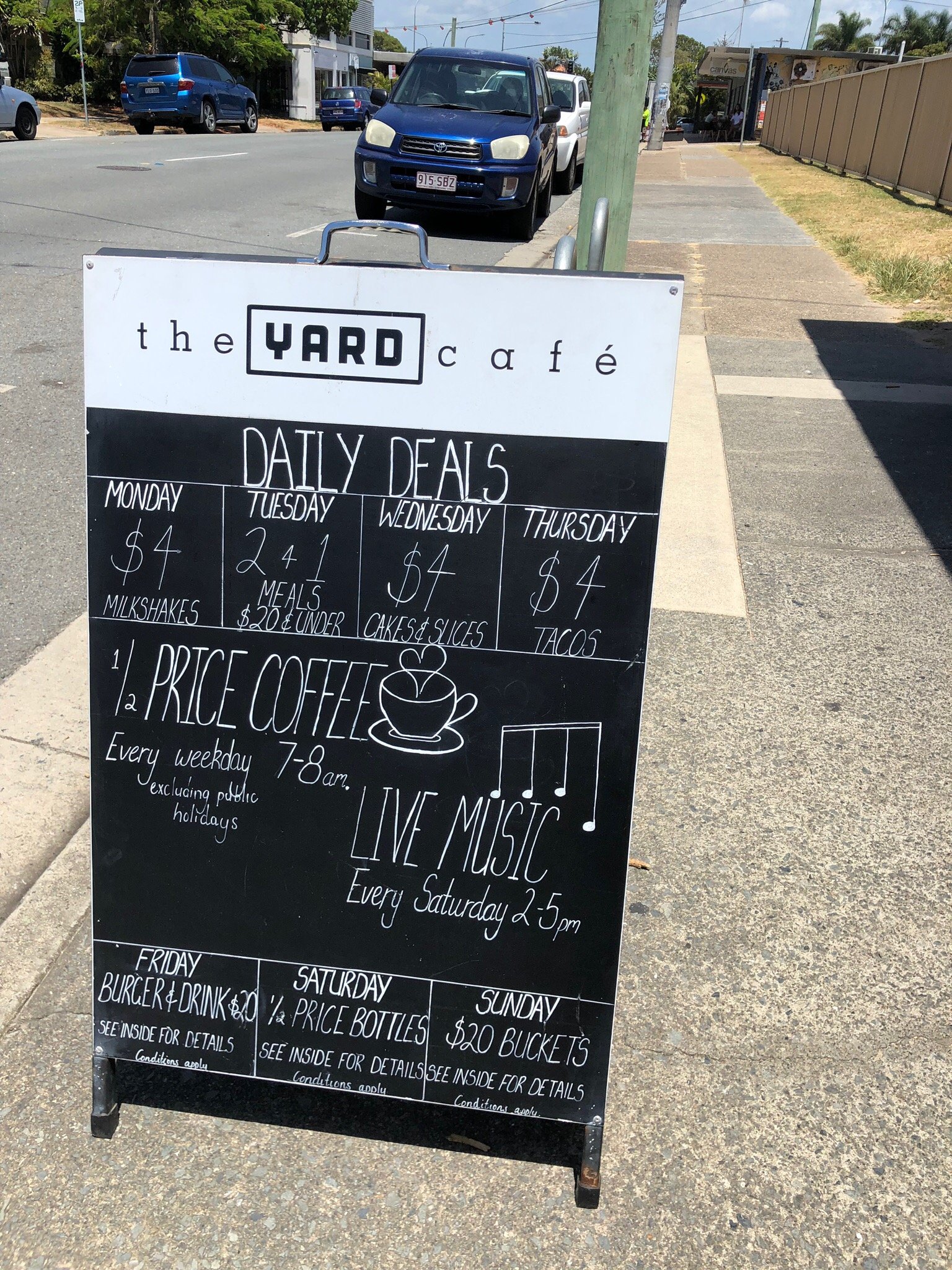 The Yard Cafe Logo and Images