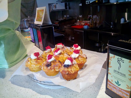 Surfers Boulevard Cafe Logo and Images