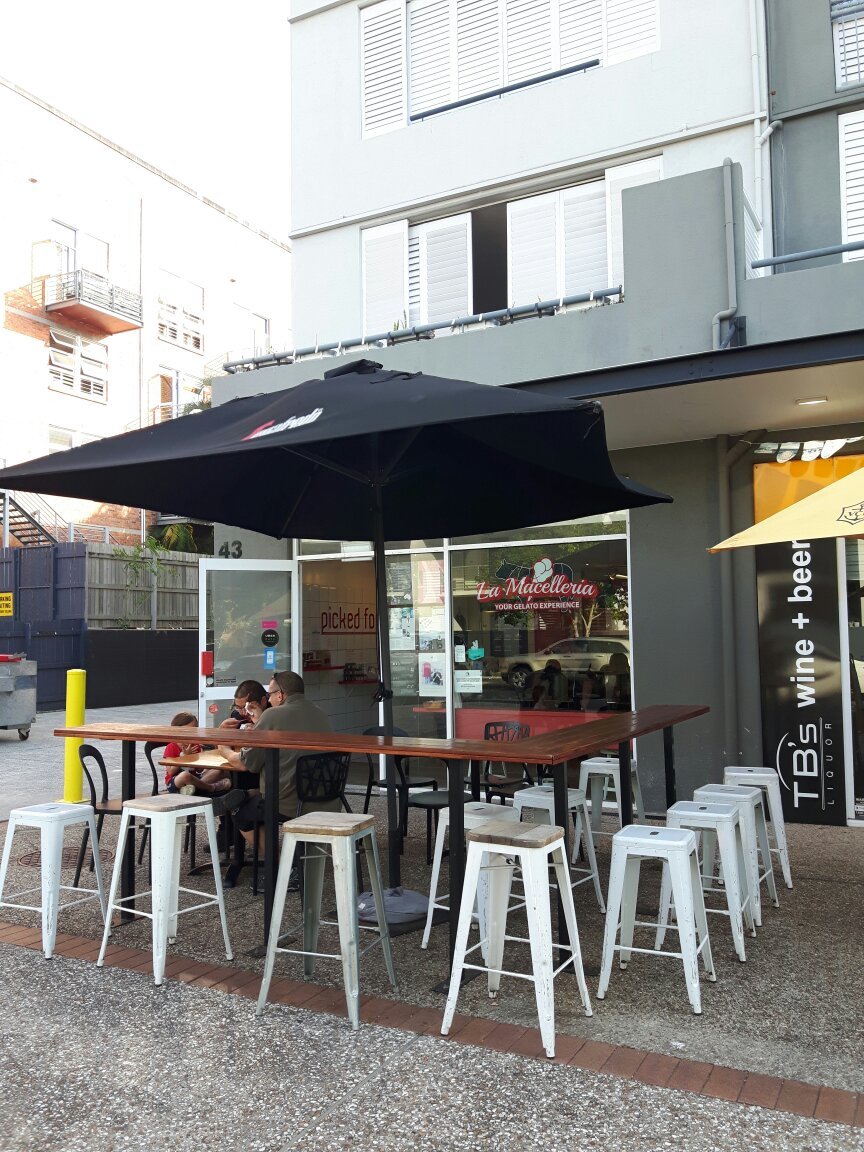 La Macelleria Logo and Images