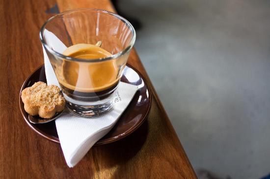 Aromas Coffee Roasters Logo and Images