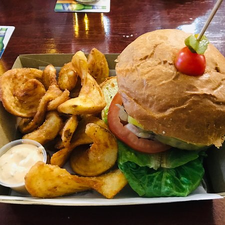 Brent's Burgers Logo and Images