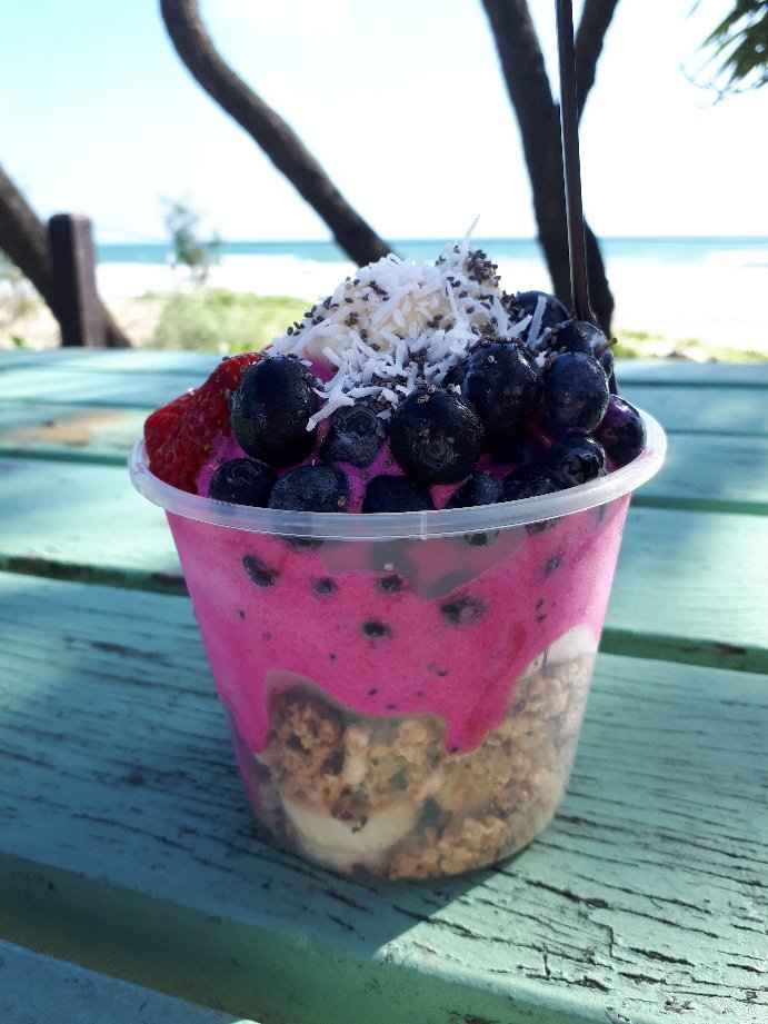 Rainbow Beach Fruit and Takeaway Logo and Images