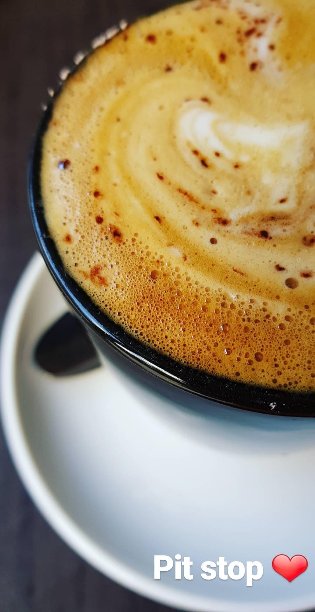 Crema Lovers Cafe Logo and Images