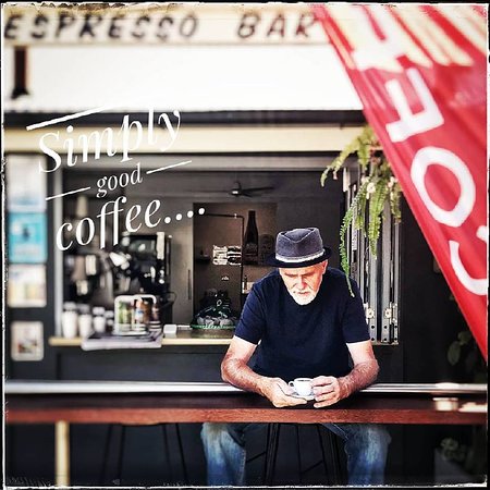 Walts Coffee Logo and Images