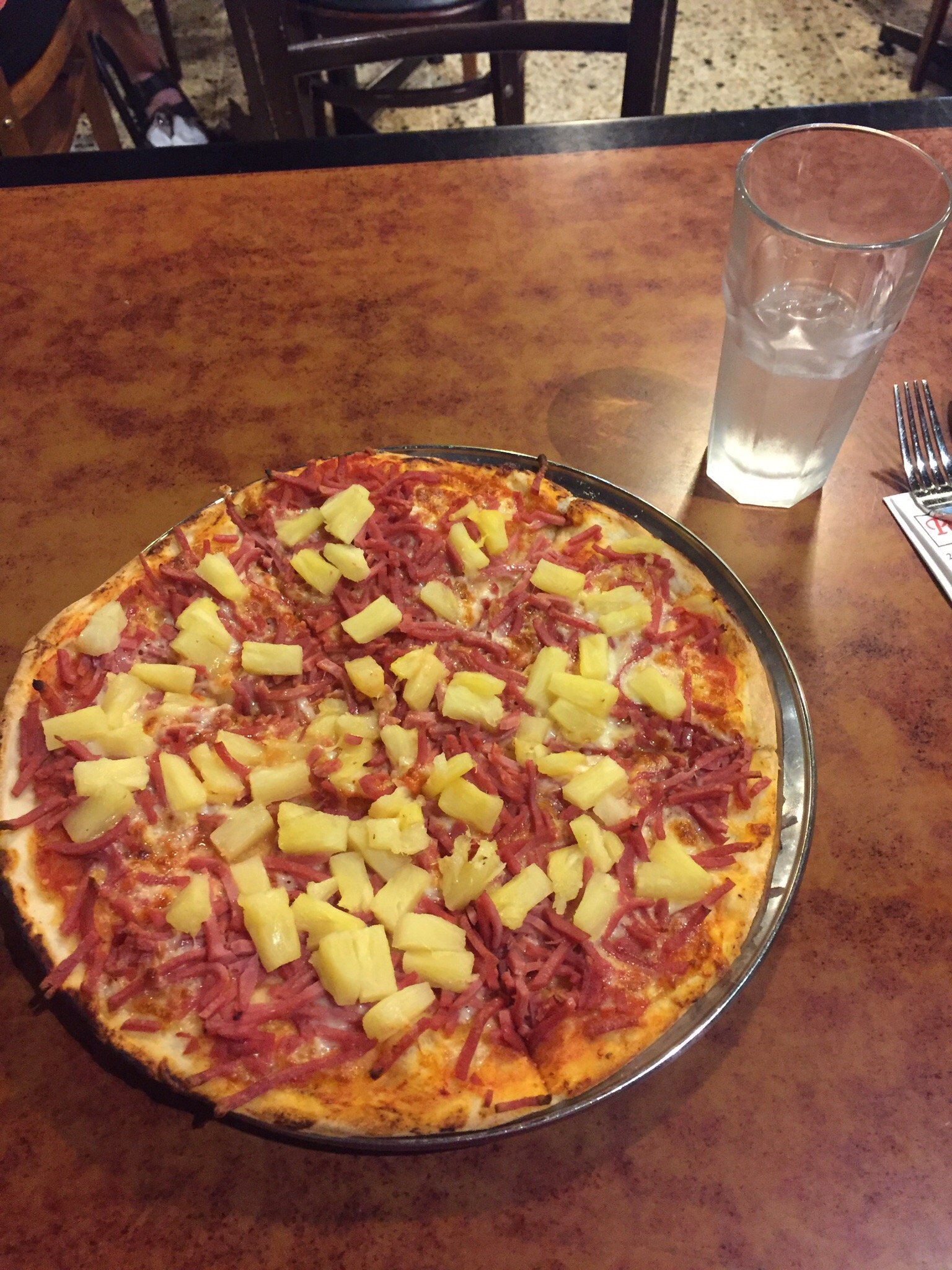 Papa Gino's Pizza Restaurant Logo and Images