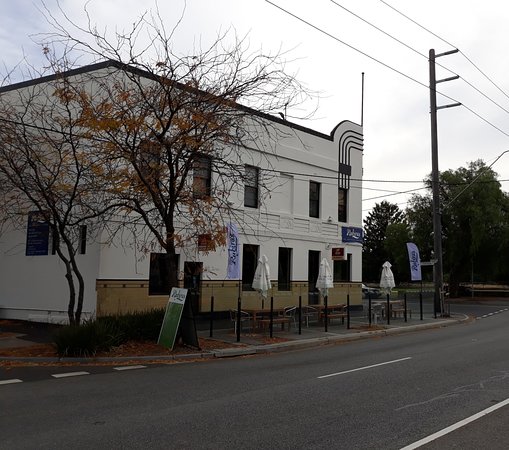 Rubira's Port Melbourne Logo and Images