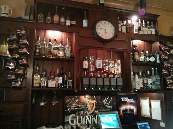 The Irish Times Pub Logo and Images