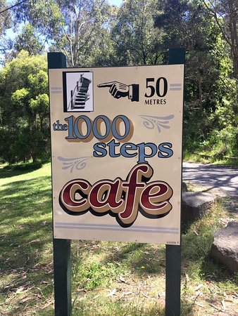 1000 Steps Cafe Logo and Images