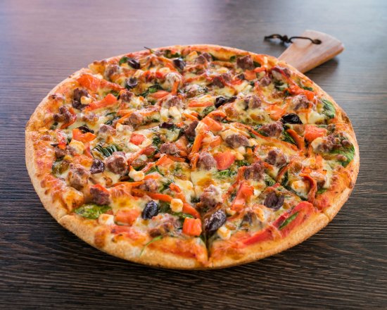 Carlton Pizzeria Bar & Restaurant Logo and Images
