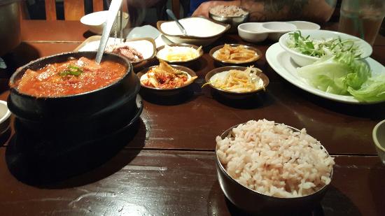 Marroo Korean charcoal BBQ & bar Logo and Images