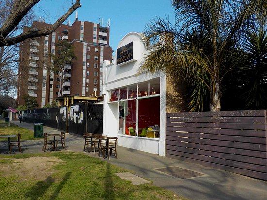 Royal Kebab and Cafe Logo and Images