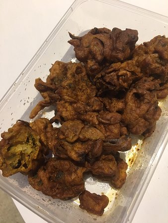 Curry in Carlton Logo and Images