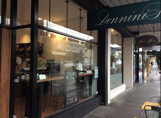Donnini's Pasta Logo and Images