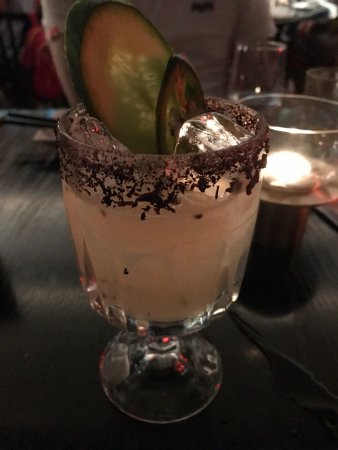 Sake Bar Kura Logo and Images